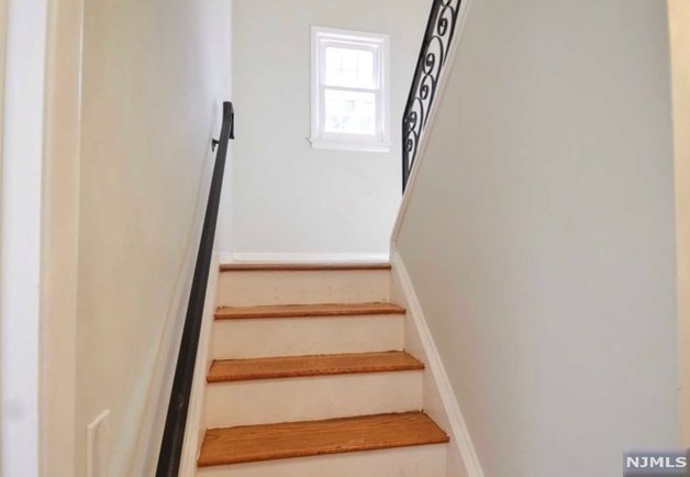9 Westervelt Pl #2, Irvington, NJ 07111