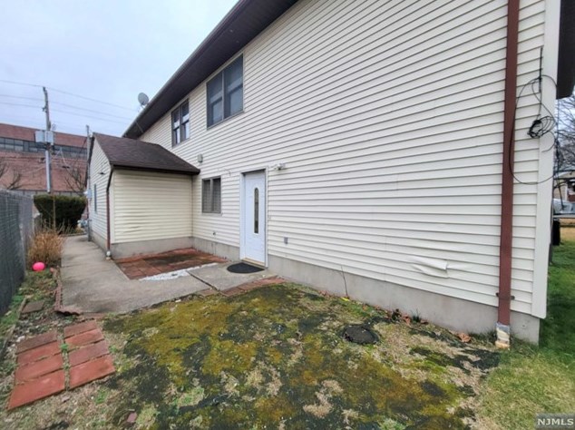 147 Kipp Ave #1, Elmwood Park, NJ 07407