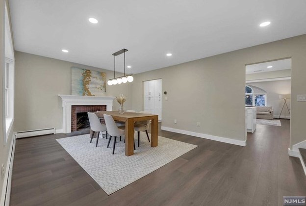 519 Summit St, Ridgewood, NJ 07450