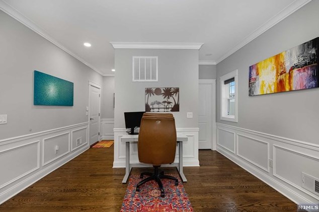 15 4th St, Wood-Ridge NJ  07075-2205 exterior