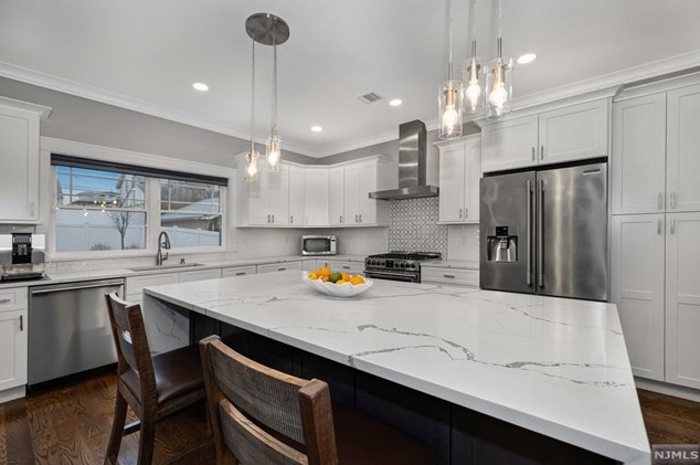 15 4th St, Wood-Ridge NJ  07075-2205 exterior