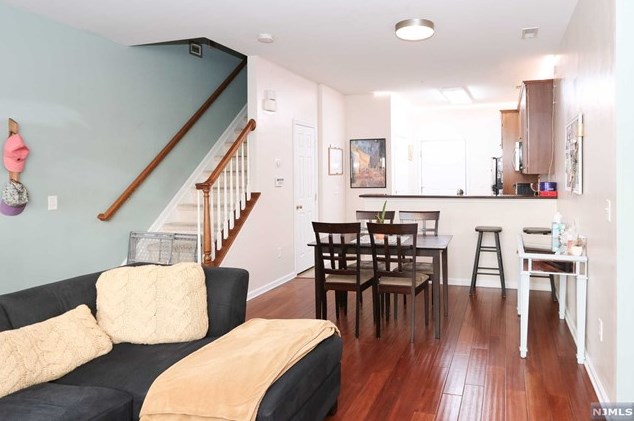 1515 Hamilton St, Belleville NJ 07109-5346 exterior