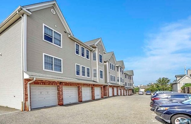 270 Grand Ave #2b, Palisades Park, NJ