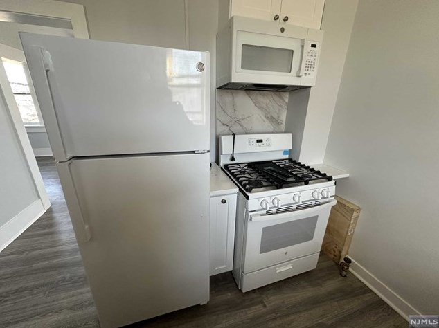 156 Hamilton Ave, Lodi, NJ 07644