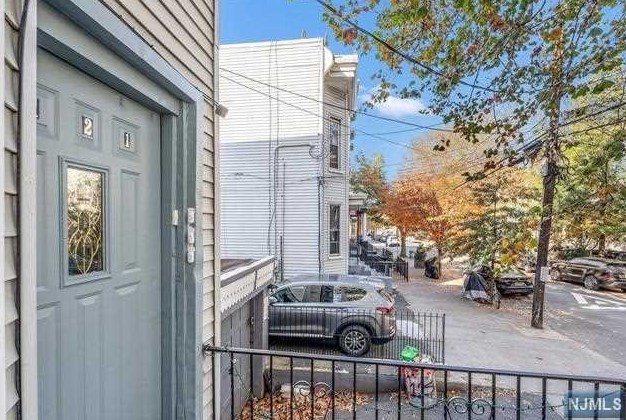 121 Booraem Ave, Jersey City, NJ 07307-2409