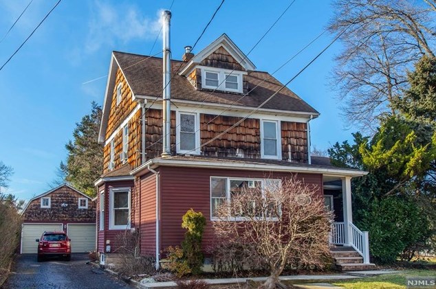 120 California Ave, N Milford, NJ 07646
