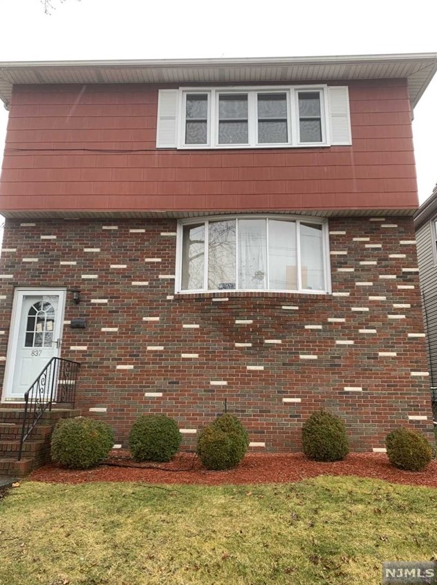 837 Schuyler Ave #2, Kearny, NJ 07032