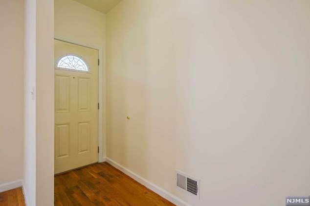 11 Sager Pl #1, Irvington, NJ 07111