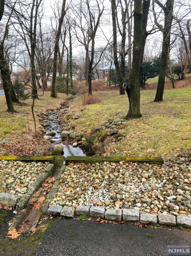 455 Lebanon St, Wyckoff, NJ 07481