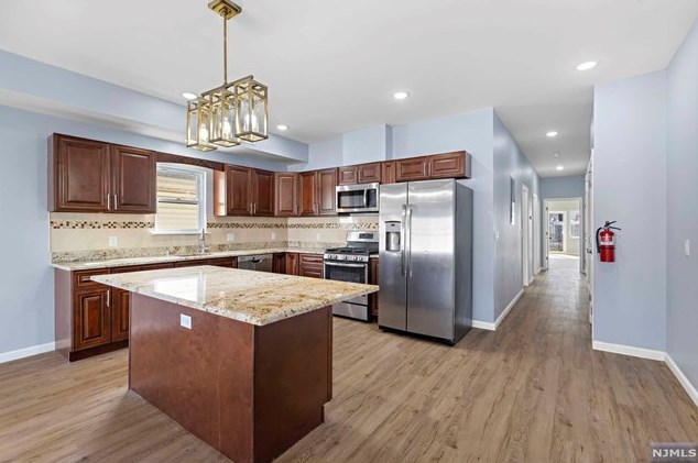 131 Laidlaw Ave, Jersey City, NJ 07306