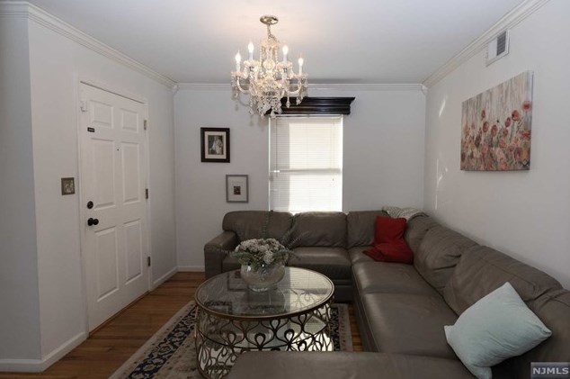 195-197 Milford Ave, Newark, NJ 07108