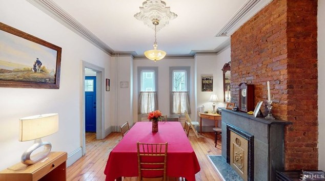 80 South St, Jersey City, NJ 07307-1938