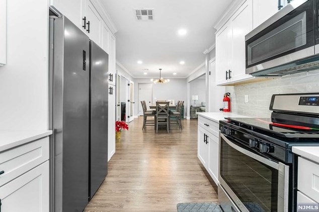 174 Westbrook Dr, Toms River NJ  08757-4733 exterior