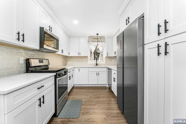 174 Westbrook Dr, Toms River NJ  08757-4733 exterior