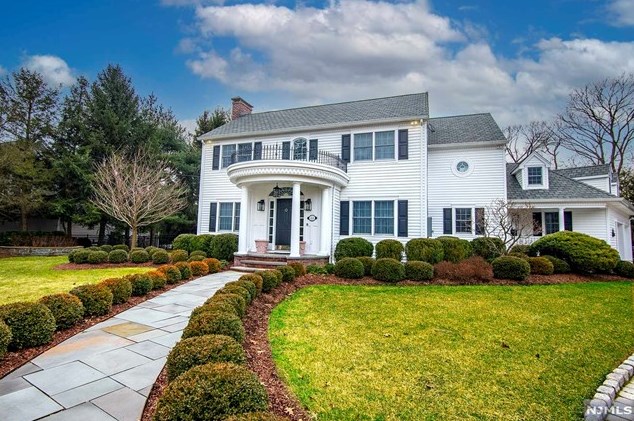114 Maple St, Haworth, NJ 07641