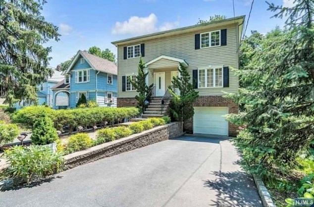 113 Lafayette Pl, Englewood, NJ 07631