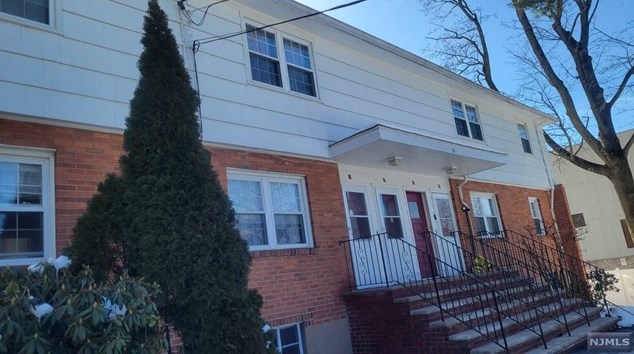 10 Engle St #3, Tenafly, NJ 07670