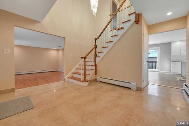 280 Arthur Ave, Englewood, NJ 07632