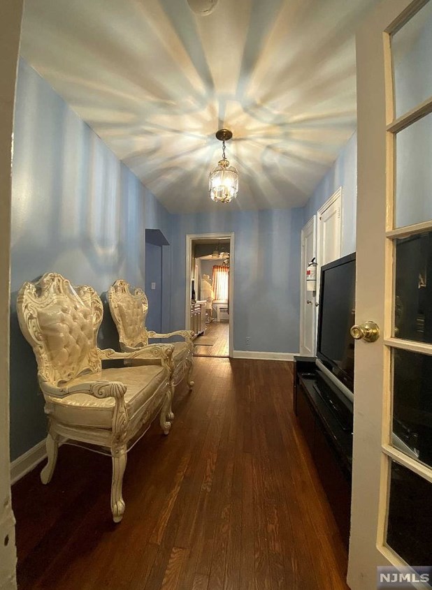 530 Broad Ave #5, Englewood, NJ 07631