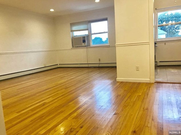 300 E Homestead Ave Apt D6, Palisades Park, NJ 07650