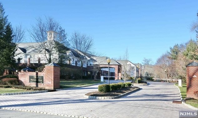 100 Ridgewood Rd #102, Westwood, NJ 07676