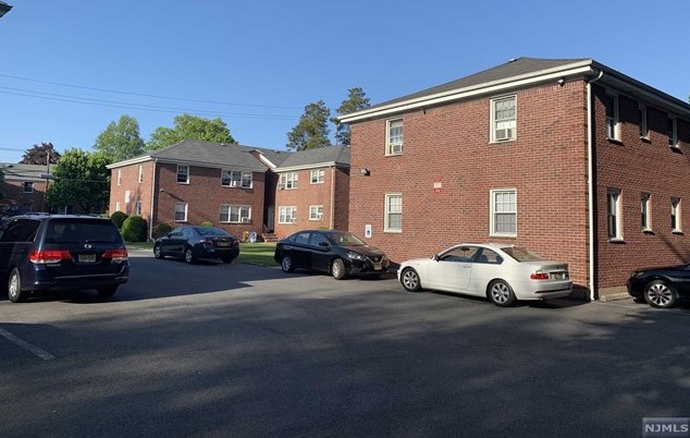 171-183 Fort Lee Rd #173-2b, Teaneck, NJ 07666
