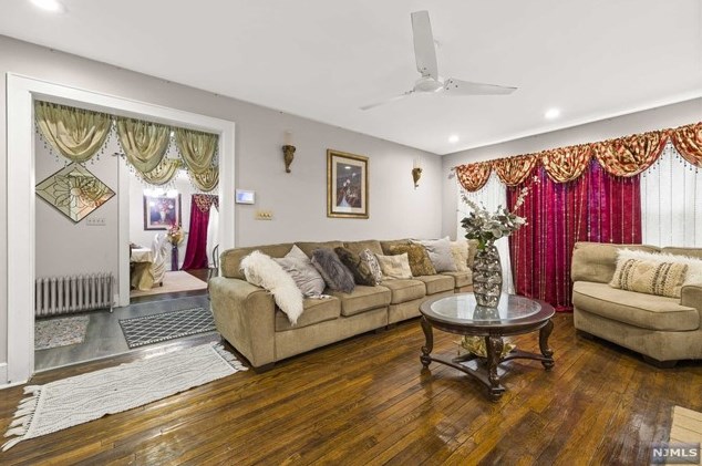 55 Beech St, East Orange NJ  07018-3003 exterior