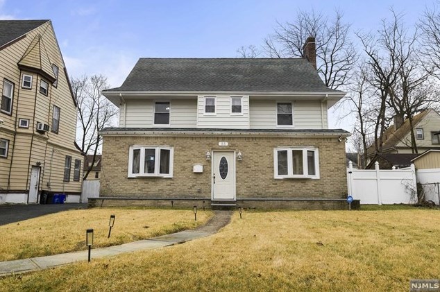 55 Beech St, East Orange NJ  07018-3003 exterior