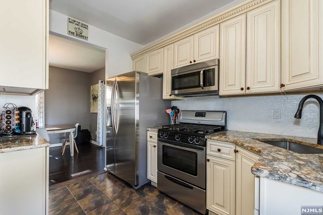 776 Mcbride Ave, West Paterson NJ  07424-2871 exterior