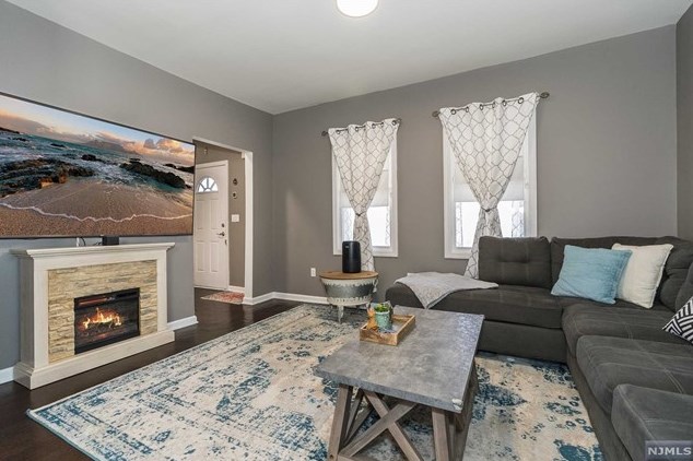 776 Mcbride Ave, West Paterson NJ  07424-2871 exterior