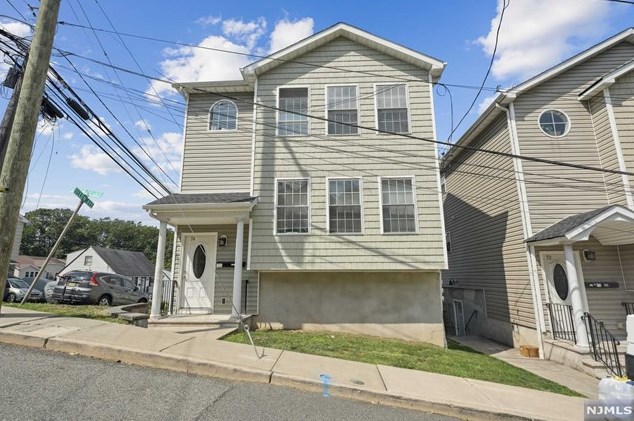 74 Garret St, Paterson, NJ 07501