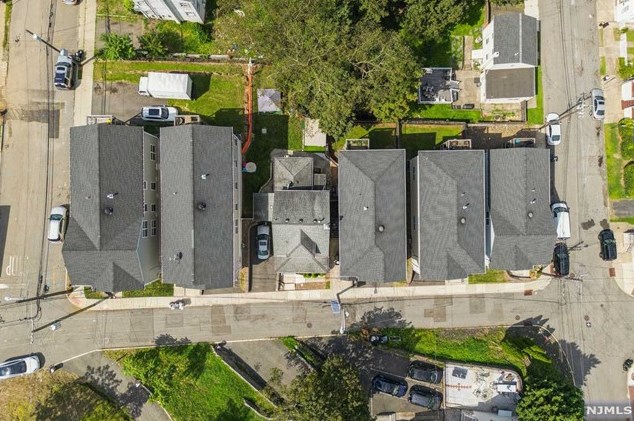 66 Garret St, Paterson NJ 07501-3325 exterior