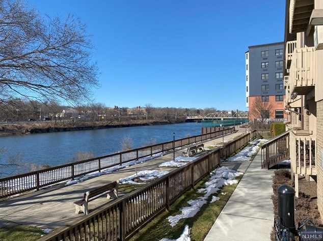 651 Riverside Ave #c44, Lyndhurst, NJ 07071