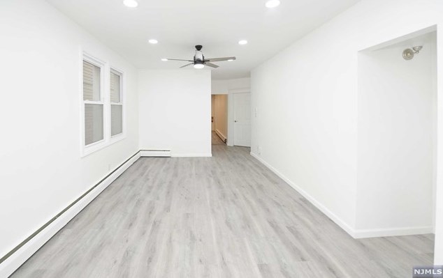 905 85th St, North Bergen, NJ 07047