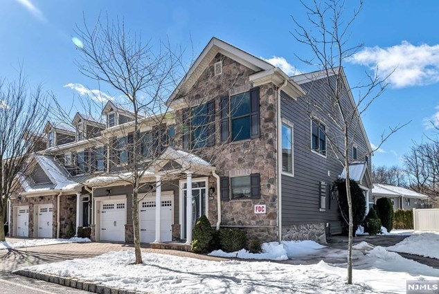 2206 Freeman Way, Allendale, NJ 07401