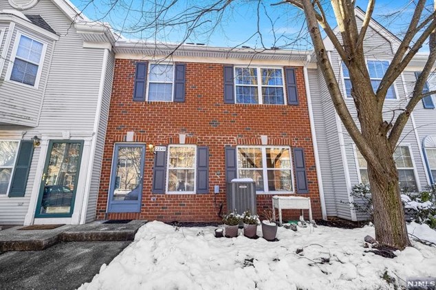 2249 Margaret Ct, Mahwah, NJ 07430