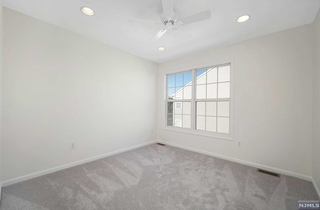 173 Winchester Ct, Clifton NJ  07013-2676 exterior