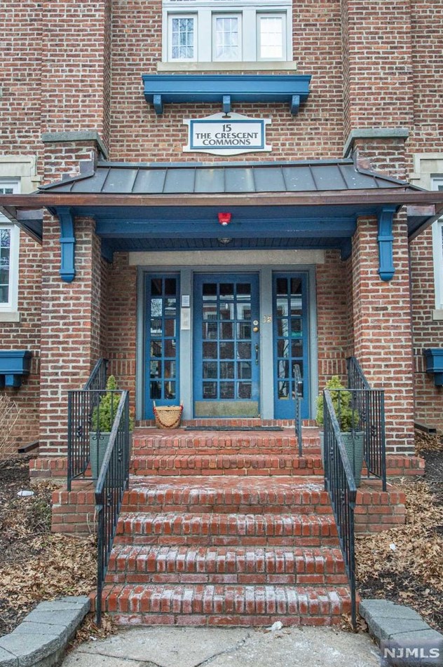 15 The Crescent #1, Montclair, NJ 07042