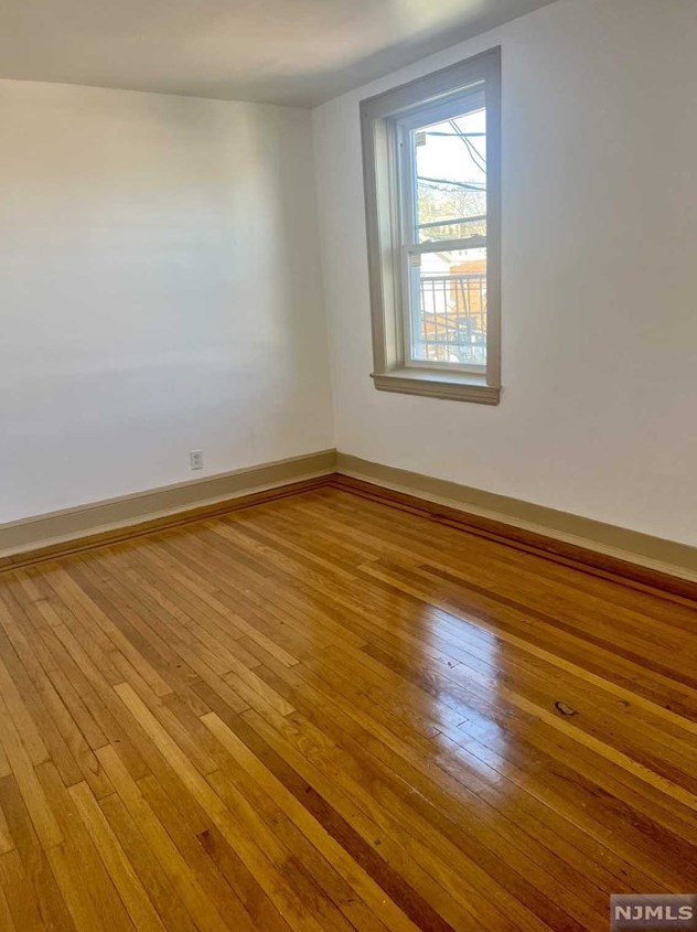 386 Palisade Ave #5, Cliffside Park, NJ 07010