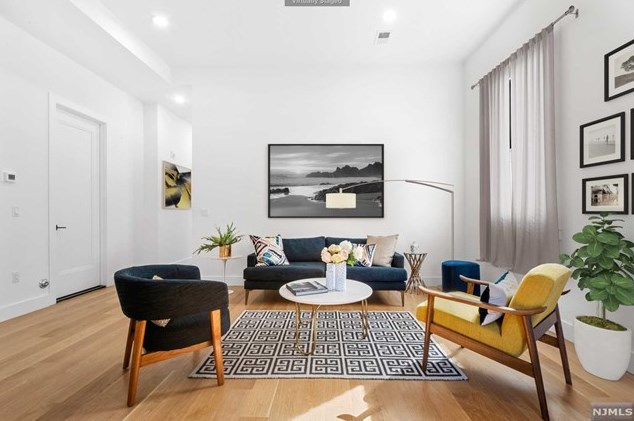 197 New York Ave #1, Jersey City, NJ 07307