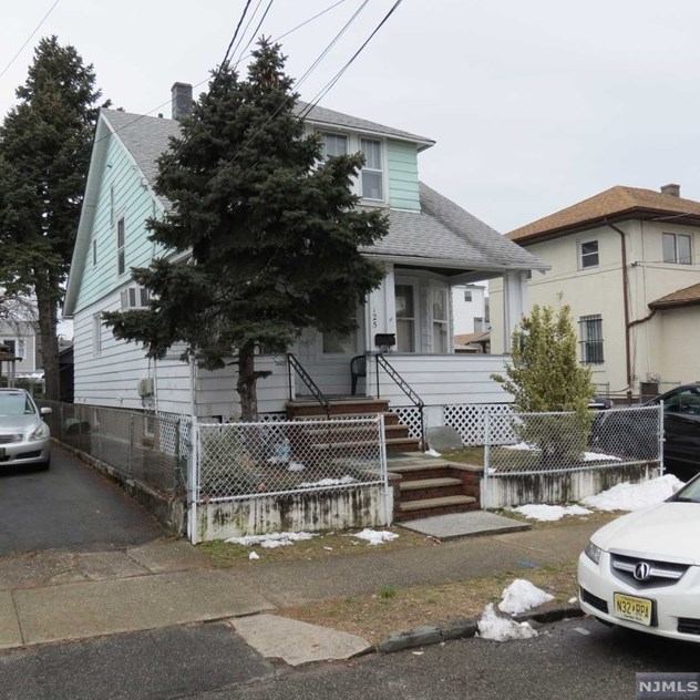 123-125 Albion Ave, Paterson, NJ 07502