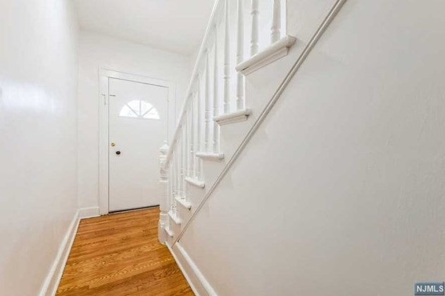 47 Main Ave, Wallington, NJ 07057