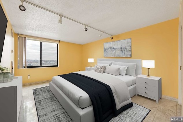 1105 Harmon Cove Tower, Secaucus NJ 07094-1713 exterior