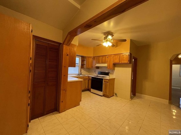 421 New York Pl #3, Industrial Hillside, NJ 07205