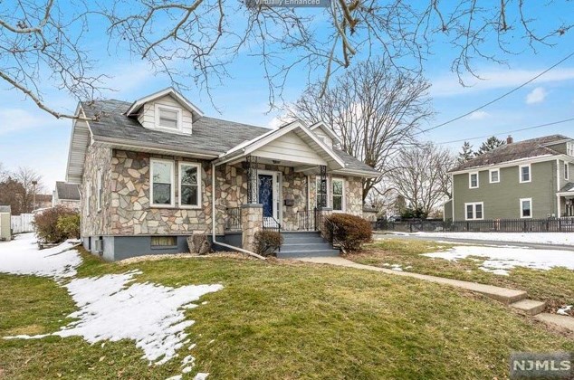 211 Pennsylvania, Delaware Park, NJ 08865