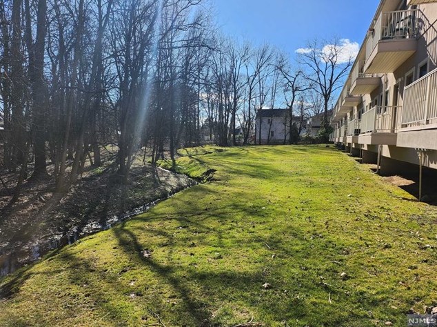 485 Saddle River Rd Apt 6, Saddle Brook, NJ 07663