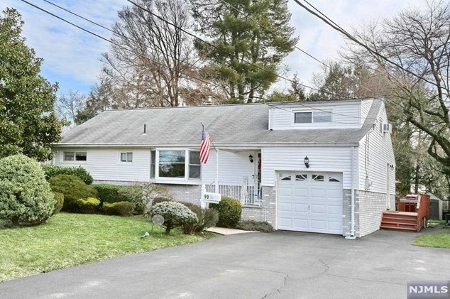 99 Boulevard, N Milford, NJ 07646