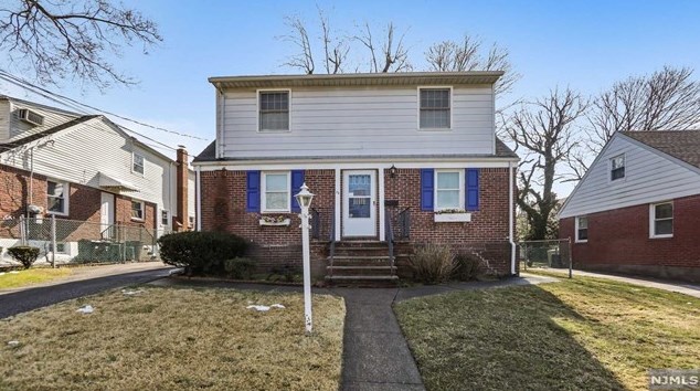 74 Falmouth Ave, Elmwood Park, NJ 07407