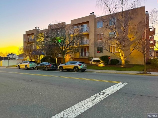 105 State St #2a, Hackensack, NJ 07601