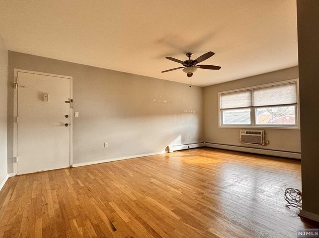 28 Knox Terrace, Wayne, NJ 07470